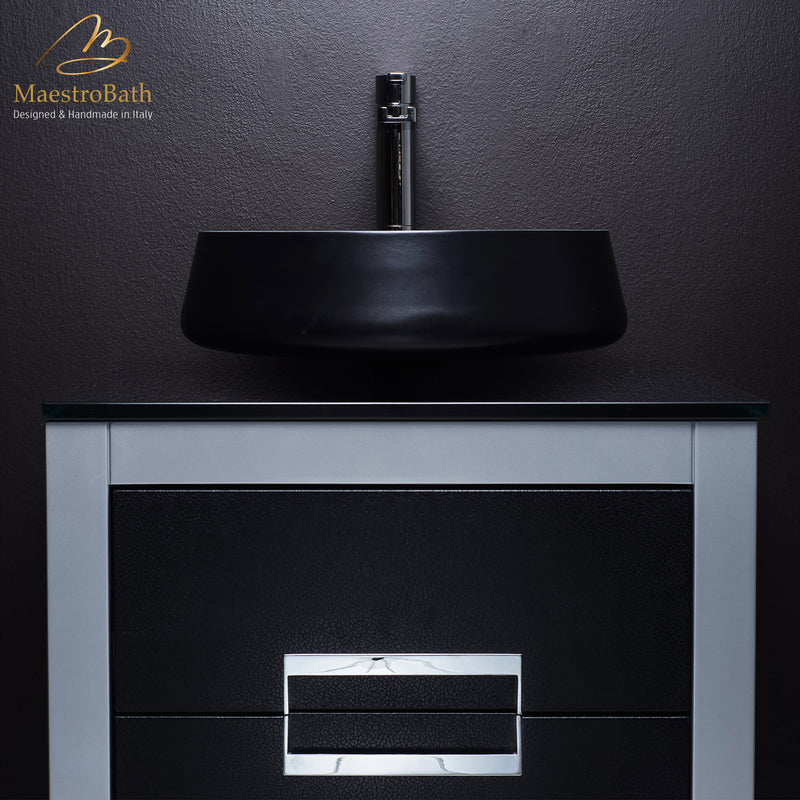 Black and Silver Bathroom Decor